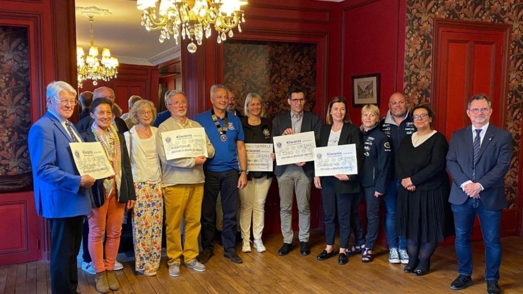 REMISE DE CHÈQUE KIWANIS